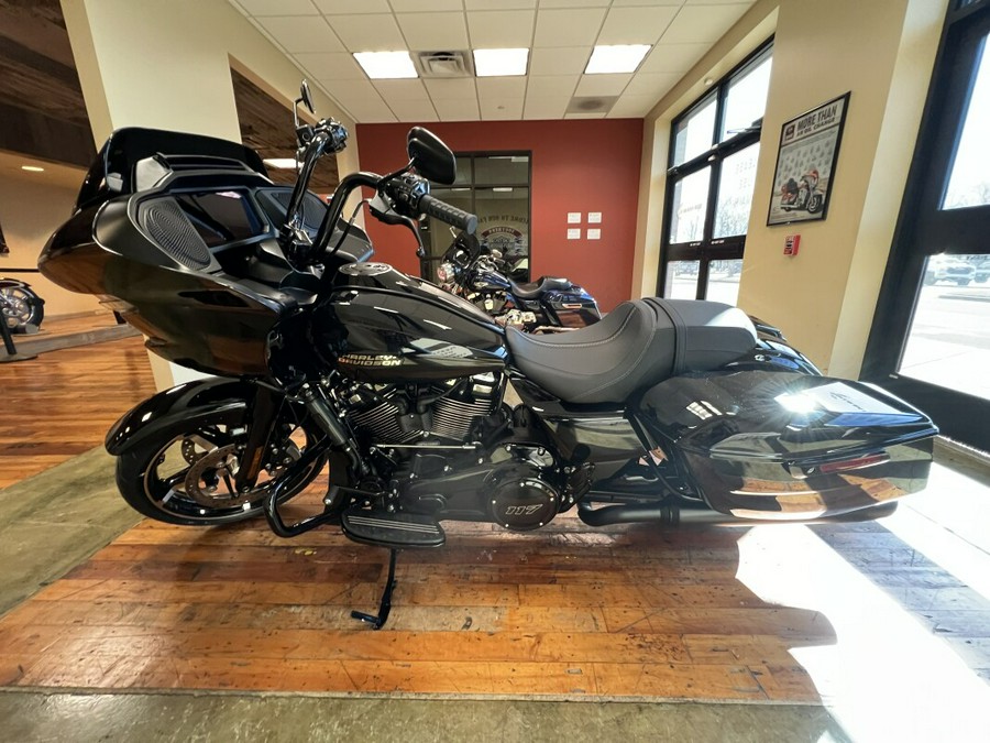 New 2024 Harley-Davidson Road Glide Grand American Touring Motorcycle For Sale Near Memphis, TN