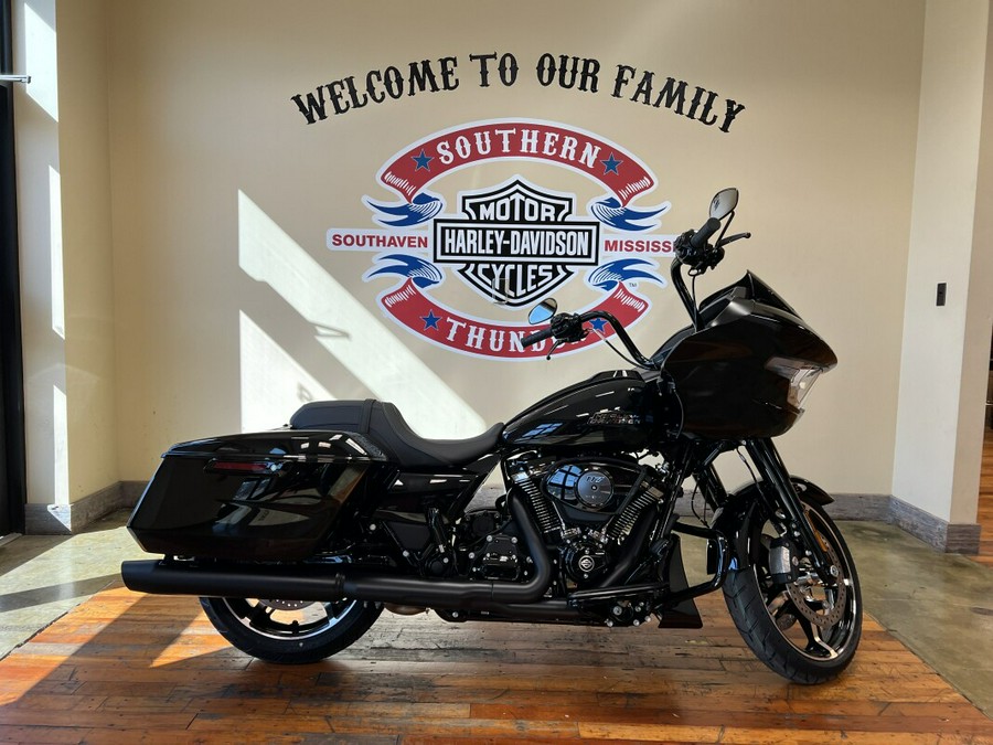 New 2024 Harley-Davidson Road Glide Grand American Touring Motorcycle For Sale Near Memphis, TN