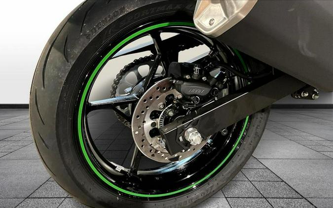 2024 Kawasaki Z7 Hybrid ABS