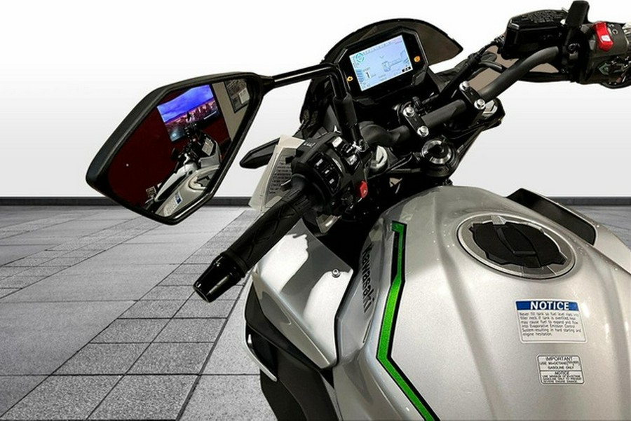 2024 Kawasaki Z7 Hybrid ABS
