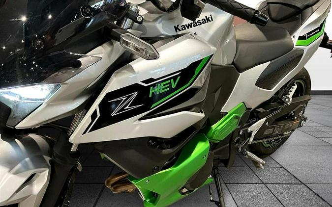 2024 Kawasaki Z7 Hybrid ABS