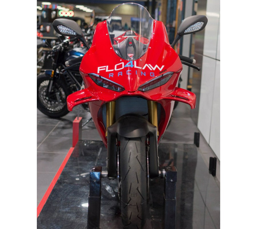 2025 Ducati Panigale V4 S