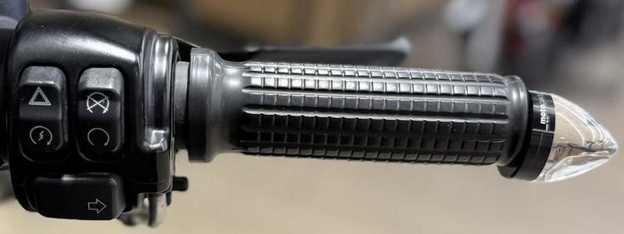 2018 Harley-Davidson® XL883N - Sportster® Iron 883™