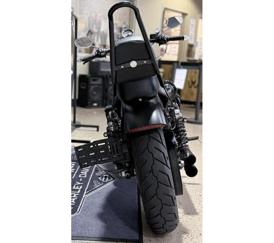 2018 Harley-Davidson® XL883N - Sportster® Iron 883™