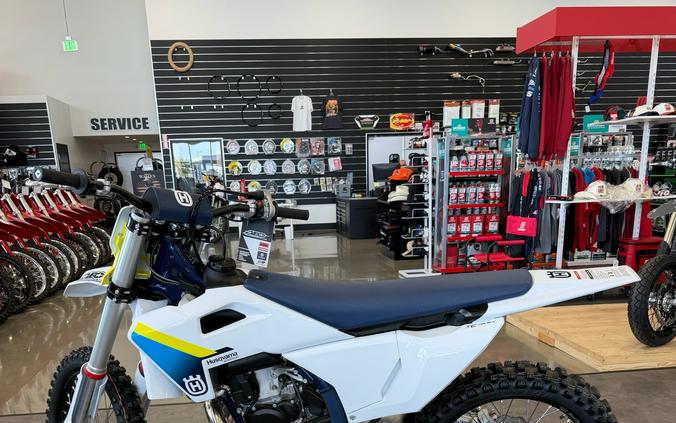 2025 Husqvarna TC 300