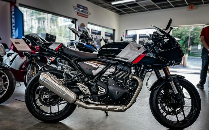 2026 TRIUMPH THRUXTON 400