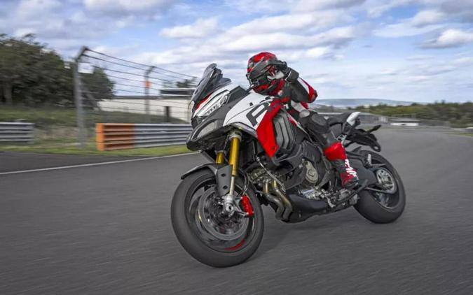 2024 Ducati Multistrada V4 RS