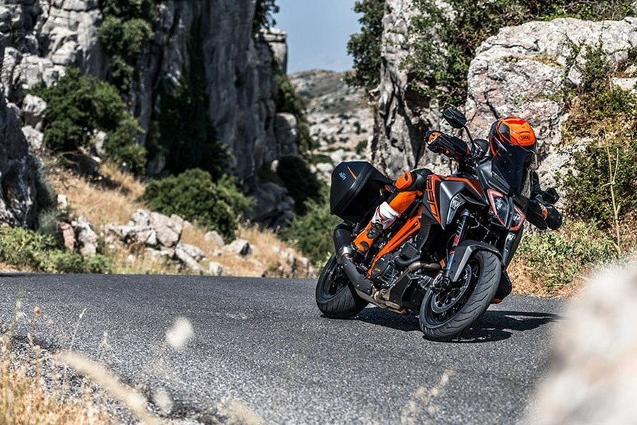 2019 KTM 1290 Super Duke GT
