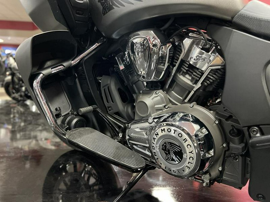 2023 Indian Motorcycle® Challenger® Titanium Smoke