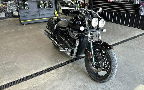 2011 Triumph Thunderbird Storm