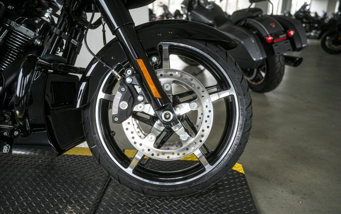 2025 Harley-Davidson Road Glide Grand American Touring FLTRX