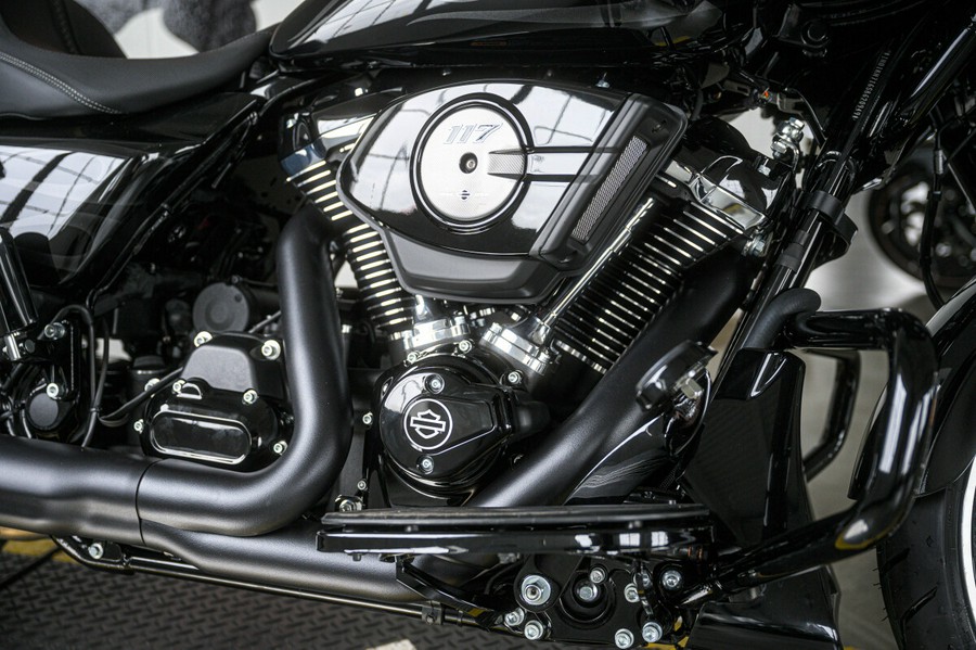 2025 Harley-Davidson Road Glide Grand American Touring FLTRX