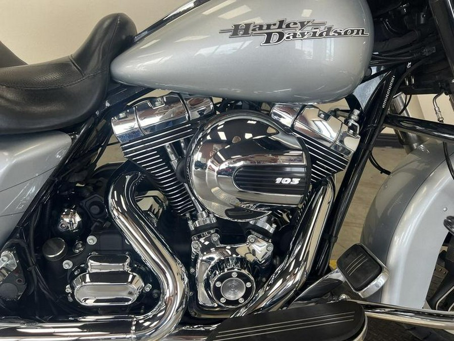 2015 Harley-Davidson® FLHXS - Street Glide® Special