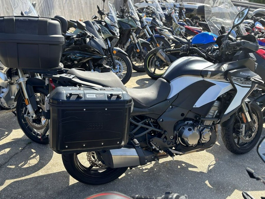 2019 Kawasaki Versys® 1000 SE LT+