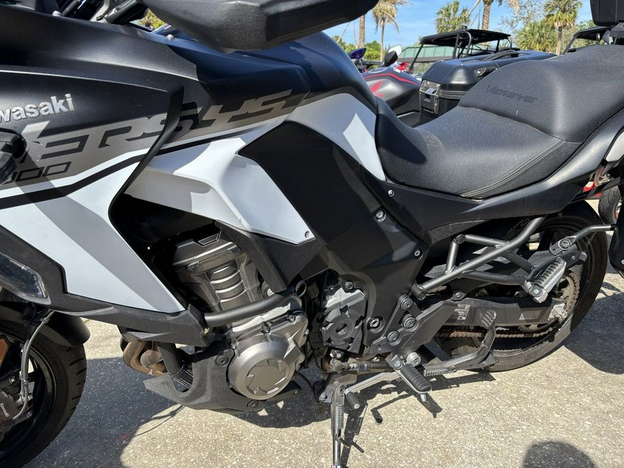 2019 Kawasaki Versys® 1000 SE LT+