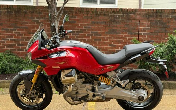 2025 Moto Guzzi V100 Mandello Wind Tunnel