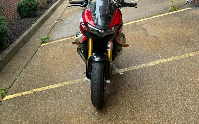 2025 Moto Guzzi V100 Mandello Wind Tunnel