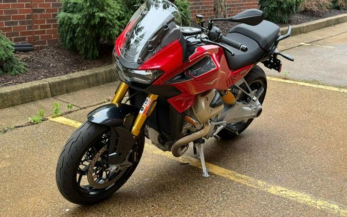 2025 Moto Guzzi V100 Mandello Wind Tunnel