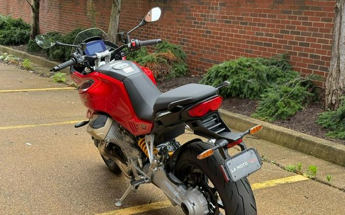 2025 Moto Guzzi V100 Mandello Wind Tunnel