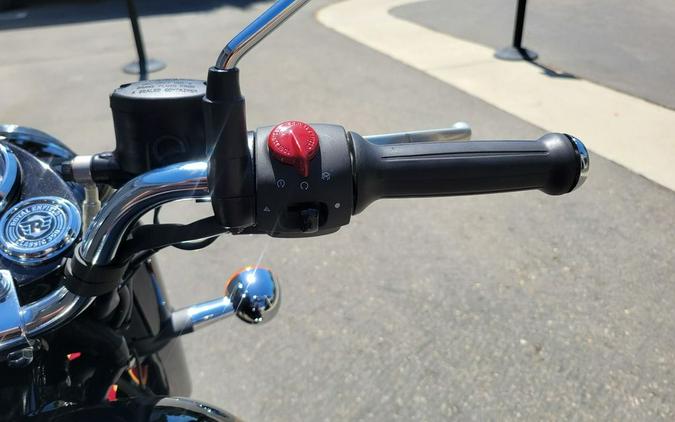 2024 Royal Enfield Classic 350 Halcyon Black