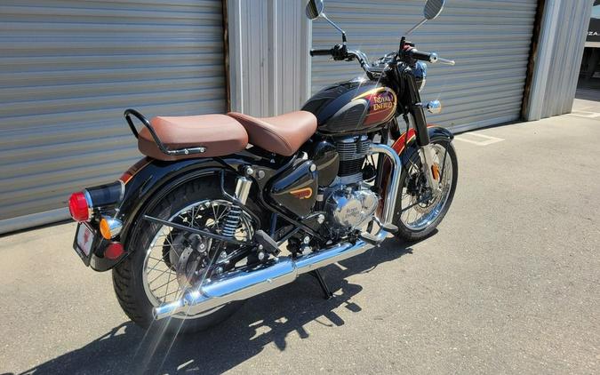 2024 Royal Enfield Classic 350 Halcyon Black
