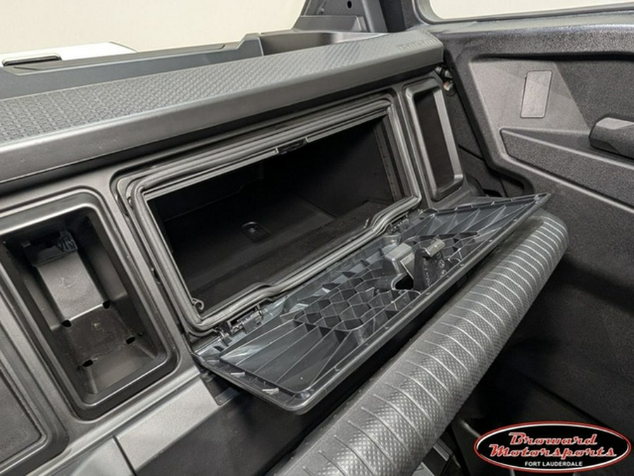2026 Can-Am Defender X Mr HD11 With Half-Doors