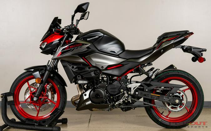 2025 Kawasaki Z500 SE ABS