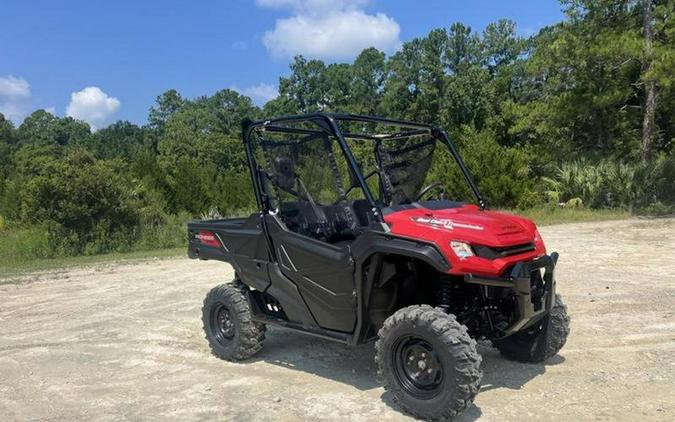 2025 Honda® Pioneer 1000