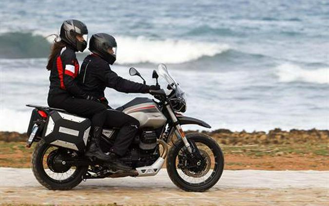 2023 Moto Guzzi V85 TT Travel