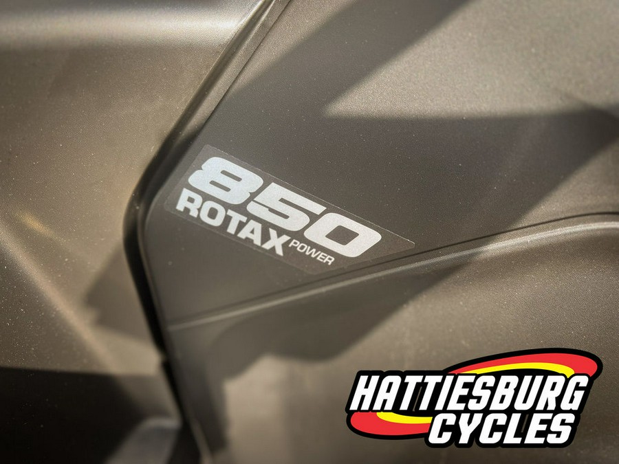 2026 Can-Am Outlander™ X mr 850