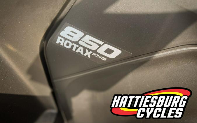 2026 Can-Am Outlander™ X mr 850