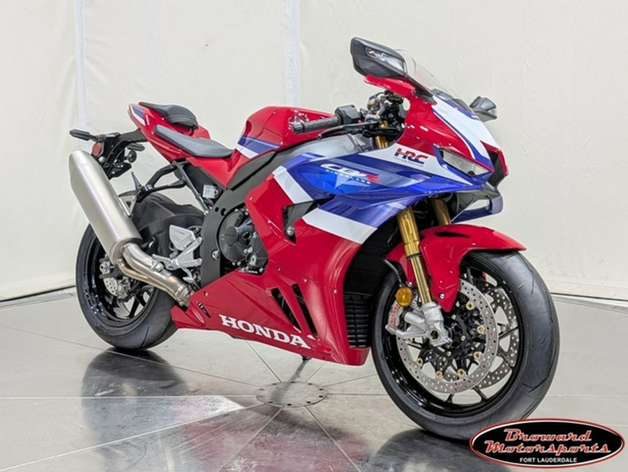 2026 Honda CBR1000RR-R Fireblade SP