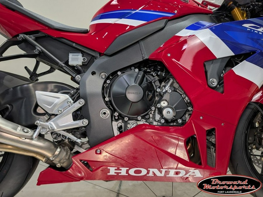 2026 Honda CBR1000RR-R Fireblade SP