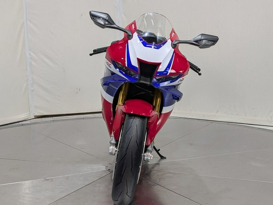 2026 Honda CBR1000RR-R Fireblade SP