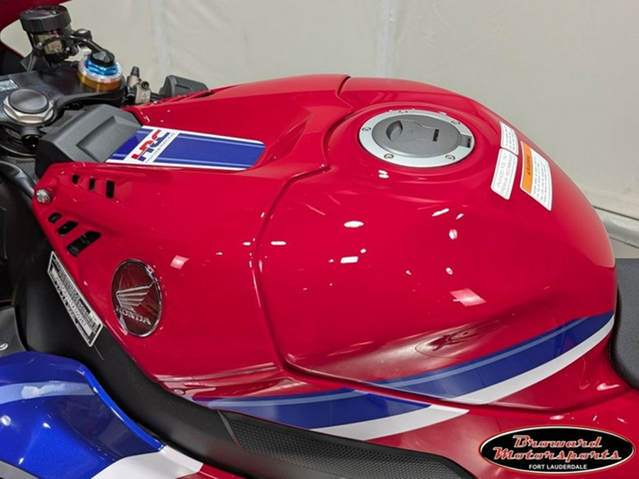 2026 Honda CBR1000RR-R Fireblade SP