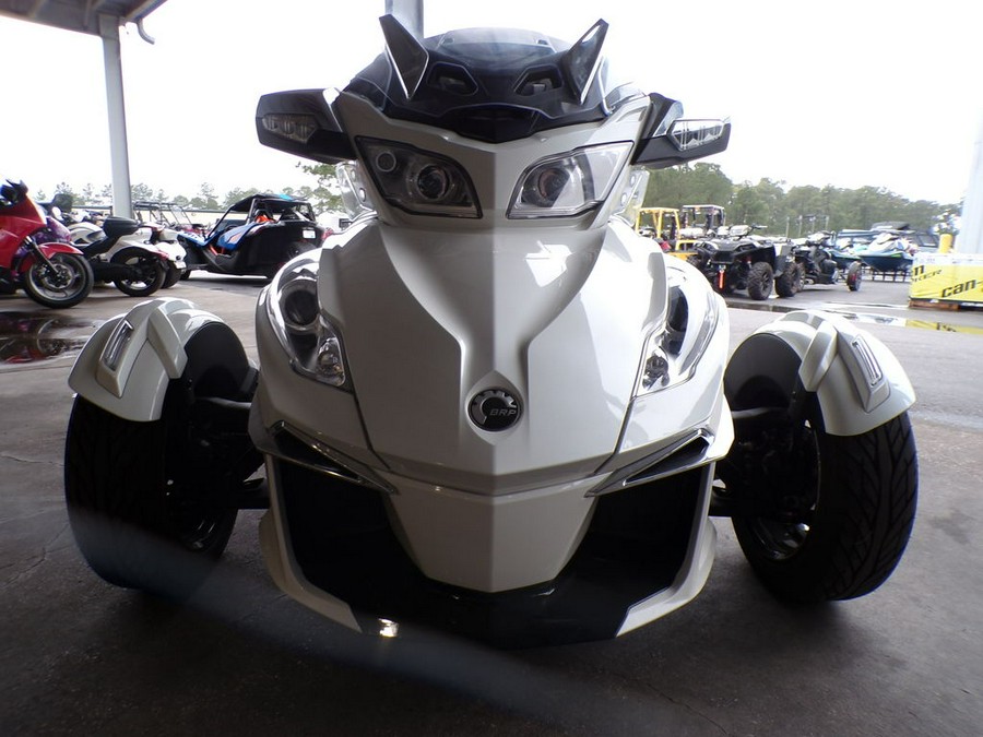 2018 Can-Am® Spyder® RT Limited Chrome