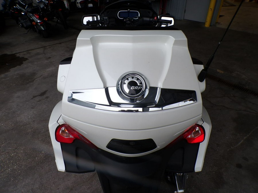 2018 Can-Am® Spyder® RT Limited Chrome