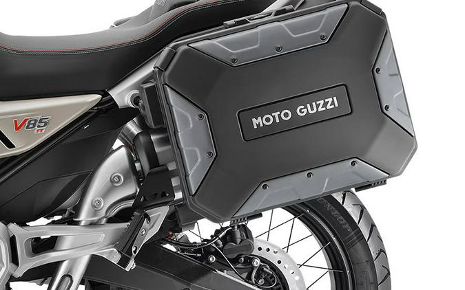 2025 Moto Guzzi V85 TT Travel