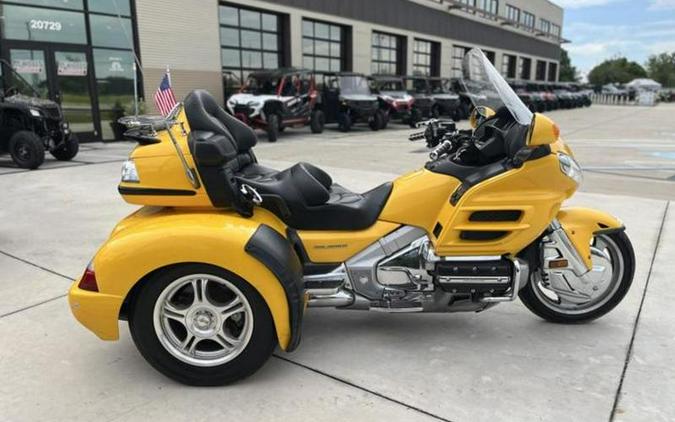 2010 Honda® Gold Wing® Audio / Comfort / Navi / XM / ABS Champion Trike