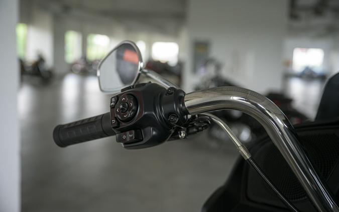 2025 Harley-Davidson Road Glide Grand American Touring FLTRX