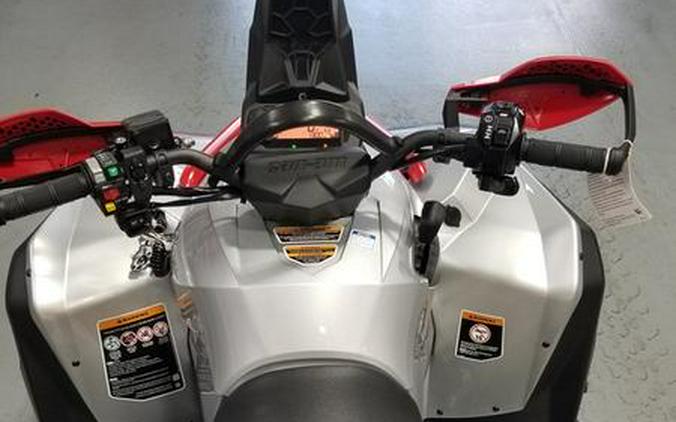 2024 Can-Am® Renegade X mr 1000 R Hyper Silver & Legion Red