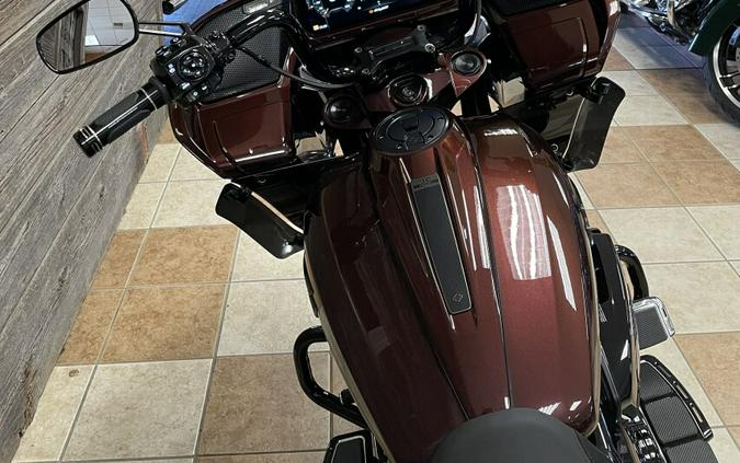 2024 Harley-Davidson CVO™ Road Glide Copperhead