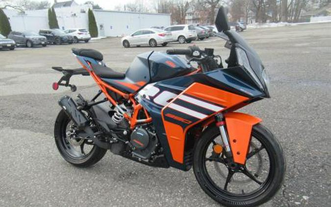 2024 KTM RC 390