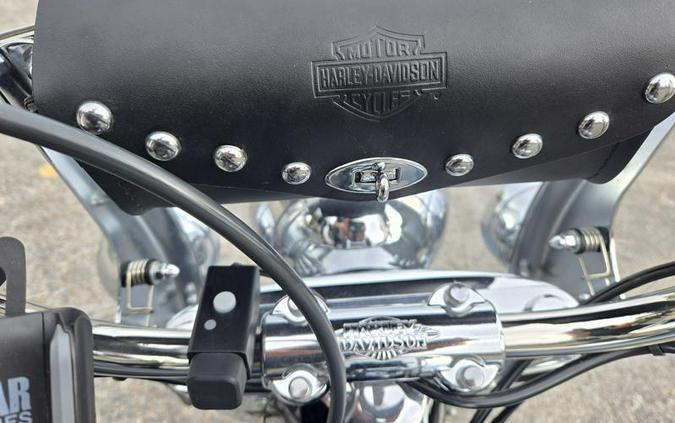 2015 Harley-Davidson® FLSTC - Heritage Softail® Classic