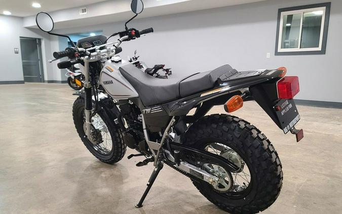 2027 Yamaha TW 200