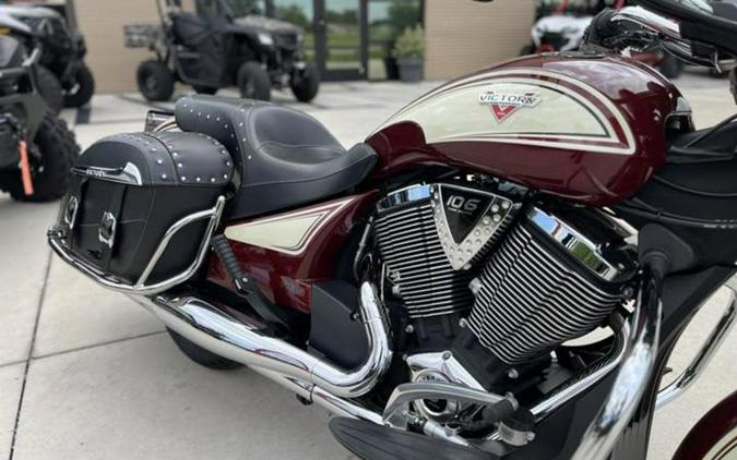 2013 Victory Motorcycles® Cross Roads Classic® Burgundy & Khaki W/ Graphics