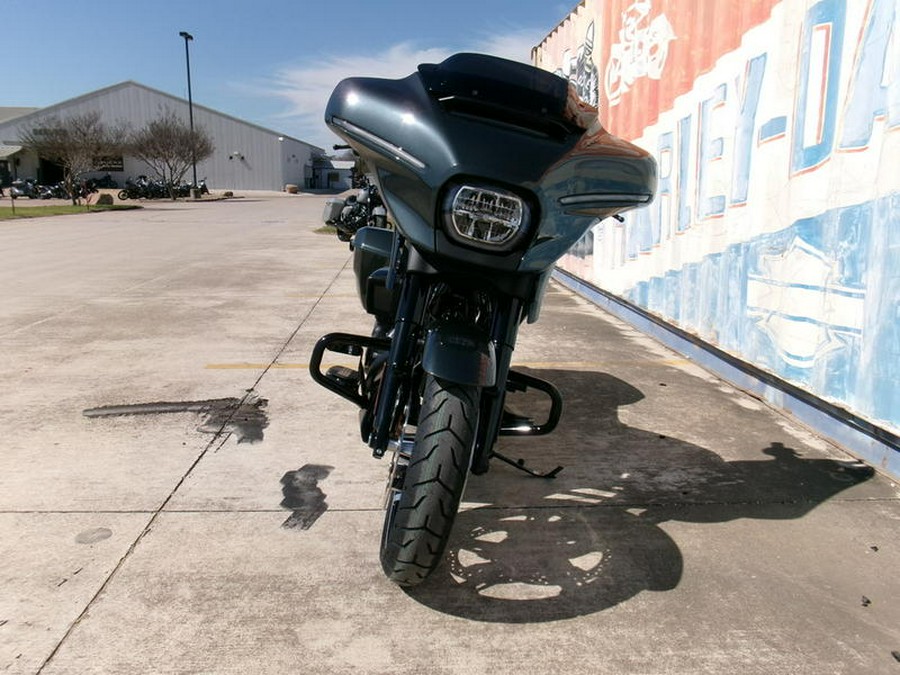 2025 Harley-Davidson® FLHX - Street Glide®