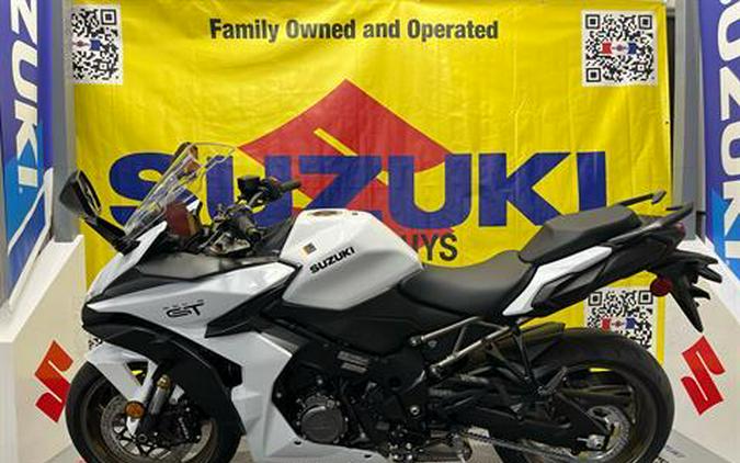 2026 Suzuki GSX-S1000GT+
