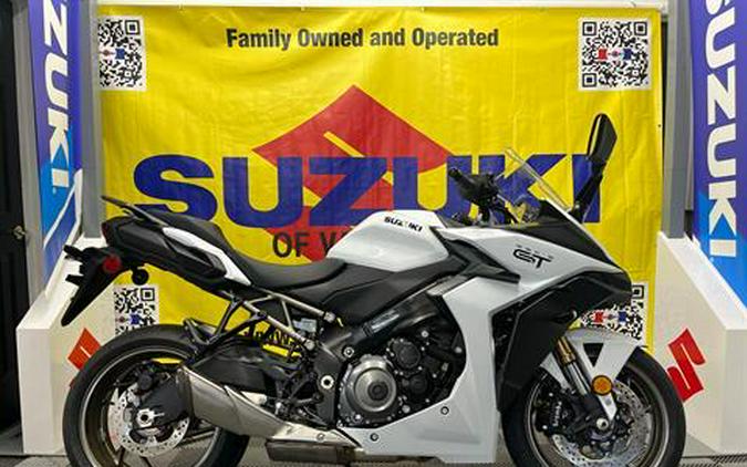 2026 Suzuki GSX-S1000GT+