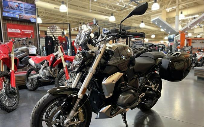 2023 BMW R 1250 R Triple Black